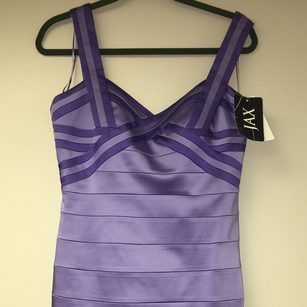 ⛔️ Last Chance NWT Jax Lilac and Purple Satin Dress